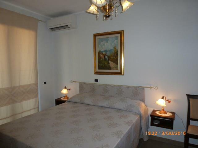 Sogno Di Mare Bed & Breakfast Pula Exterior photo